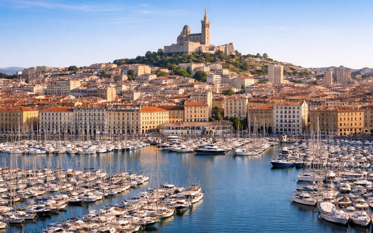 VTC et chauffeur privé à Marseille – arrivée au Vieux Port